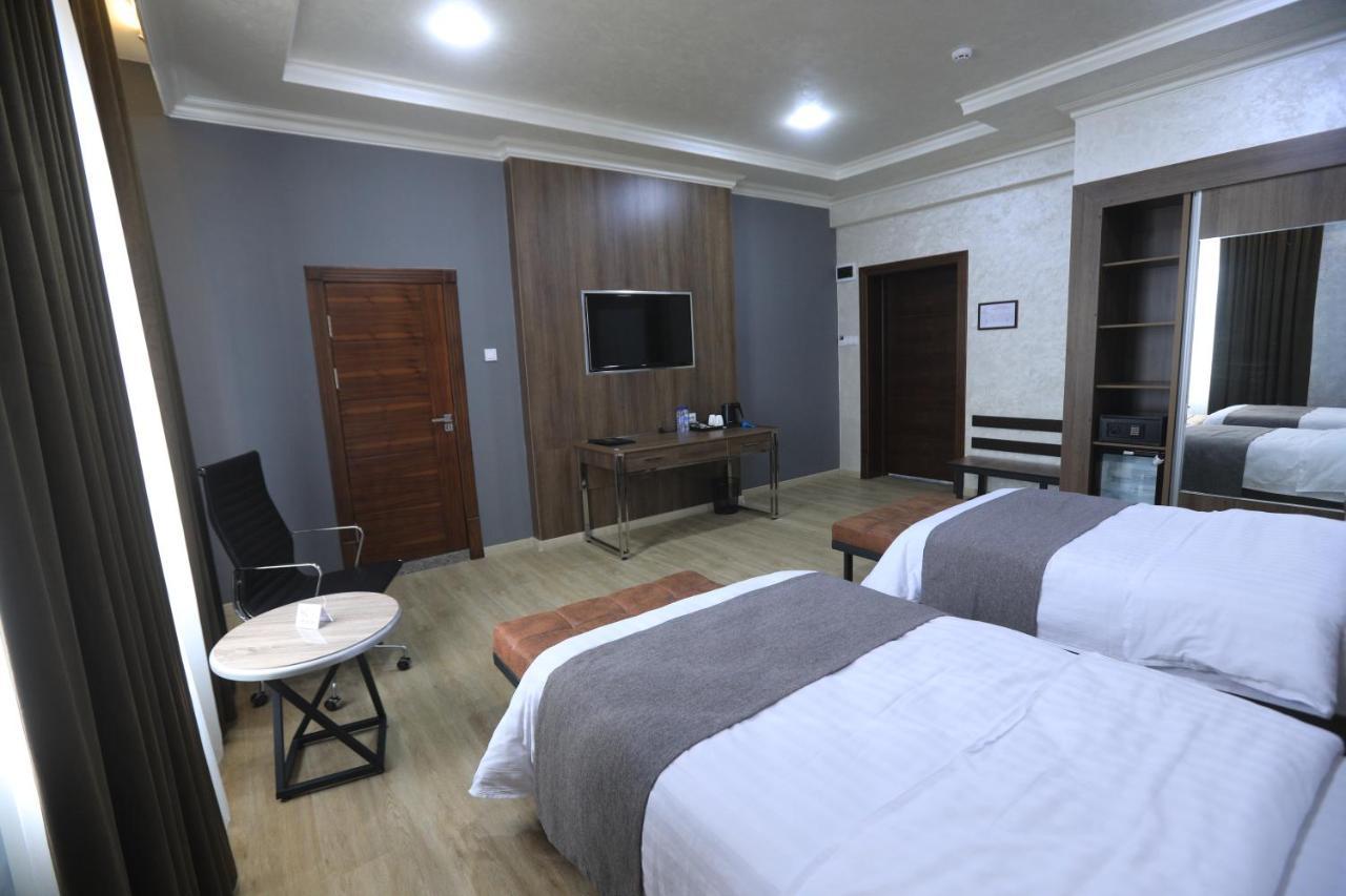 Chlnor Hotel Andijan Exterior foto