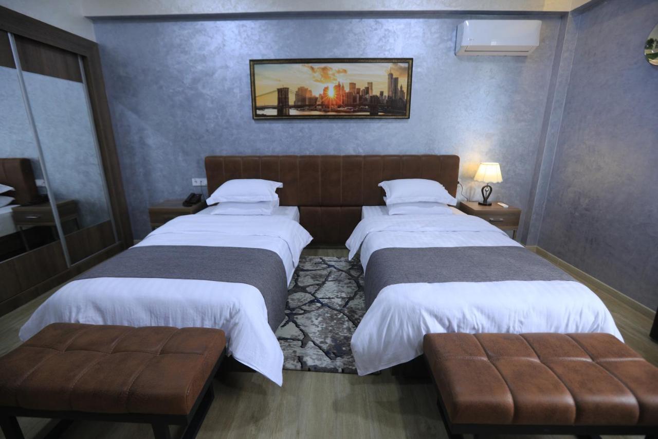 Chlnor Hotel Andijan Exterior foto