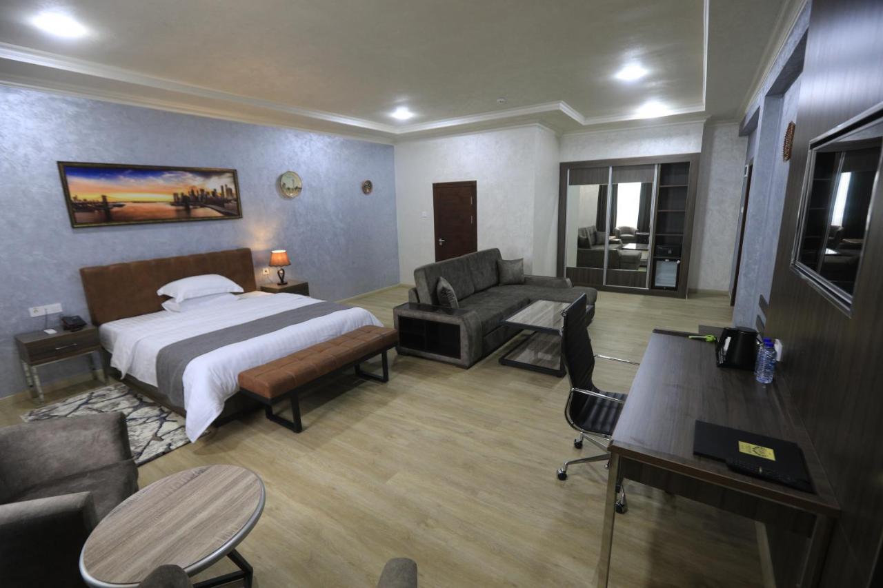 Chlnor Hotel Andijan Exterior foto